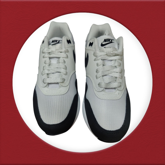 Nike Air Max 1 women's size 7 black and white tennis shoes NEW - Picture 1 of 6